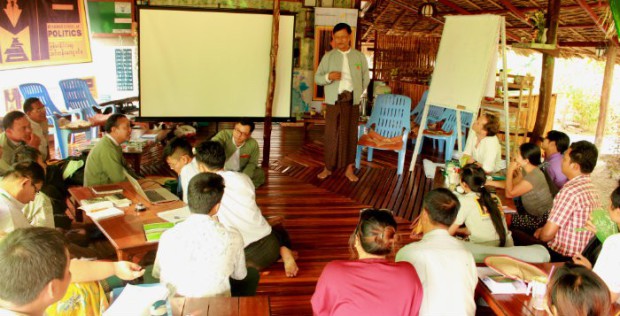 2015_2_4_myanmar1-700x357